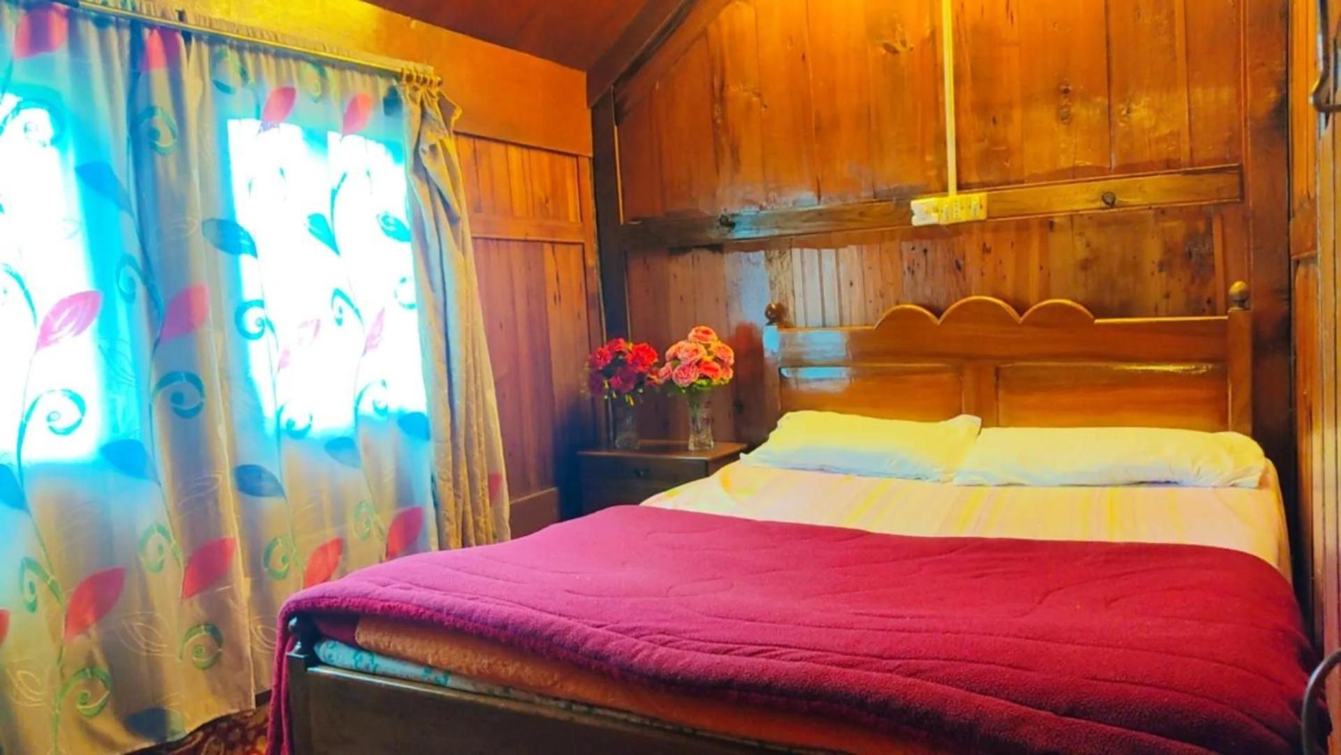 Houseboat Wild Rose Ξενοδοχείο Σριναγκάρ Εξωτερικό φωτογραφία